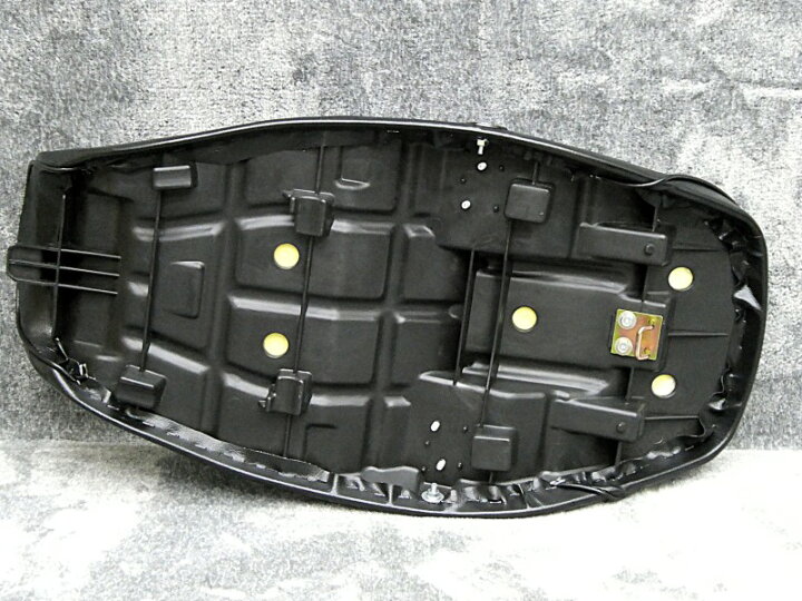楽天市場】ゼファー400 前期 タックロール シート Z2仕様 