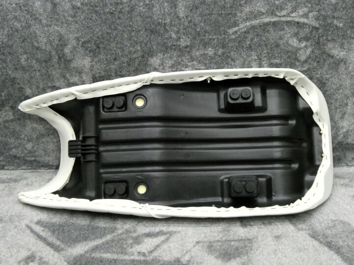 楽天市場】GSX400FS 白皮 タックロールシート : カスタムパーツ DJ