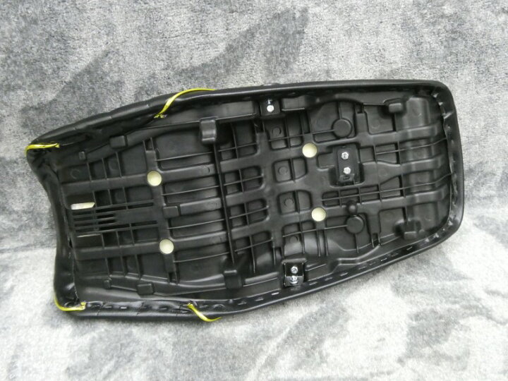 楽天市場】XJR400 前期 黒金 タックロールシート : カスタム 