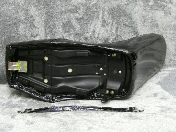 楽天市場】GN125 黒エナ 三段シート / GN125H GN125-2F 3段シート 