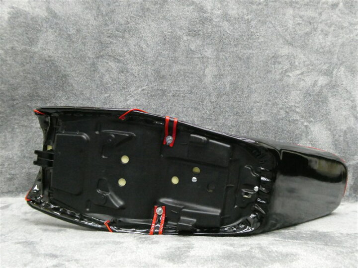 楽天市場】NC39 NC42 黒赤エナ 三段シート / CB400SF CB400SB 3段 