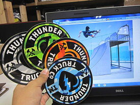 Thunder TrucksC 12.7cm×12.7cm スケートボード ステッカー サンダートラック