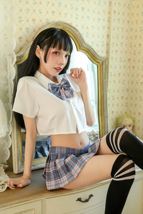 制服　セクシー　コスプレ　大人　ホワイト　リボン　セーラー服　誘惑　学生服