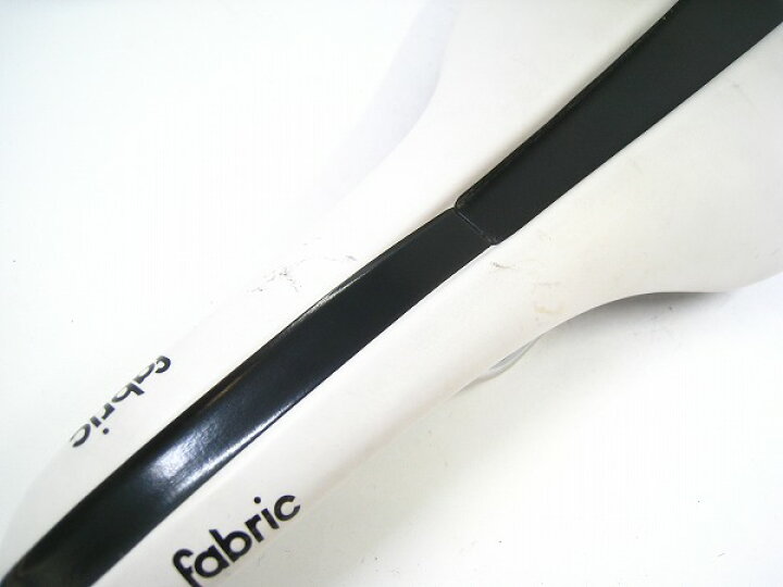 楽天市場】サドル ファブリック サドル LINE RACE SHALLOW チタン 