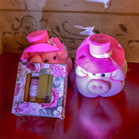 ピンクの豚 2個とポプリオイル1箱　セット 送料無料 ほのかな香り付き sale