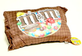 【M&M'S　スクエアクッション】