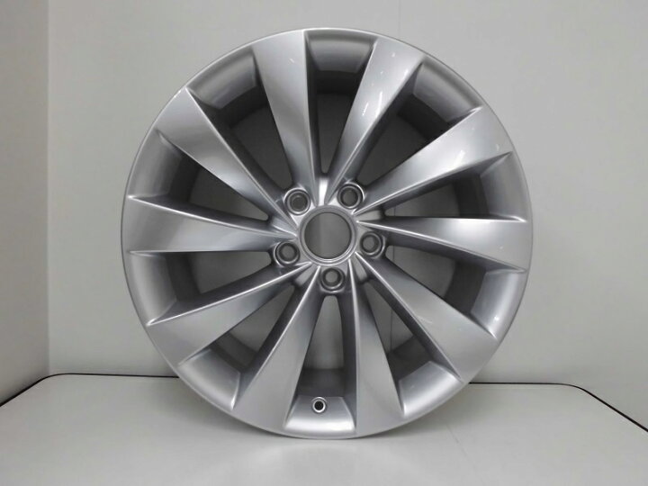 楽天市場】Volkswagen純正 新品 18インチ アルミホイール Scirocco・CC 