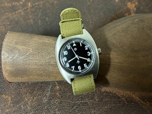 �y10��OFF�N�[�|�����p�ŁzM.R.M.W. �����g�������C �~���^���[�E�H�b�` Royal army ���C�����A�[�~�[ W-10 �X�^���_�[�h w10-18-11OF �����Y �������K�i ��������