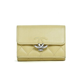 CHANEL シャネル マトラッセ スモール フラップ ウォレット コンパクト 三つ折り財布 AP1173 キャビアスキン イエロー シルバー金具 レディース財布 ブランド財布 4455661M 【中古】