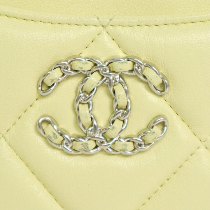 楽天市場】CHANEL シャネル ディズヌフ シャネル19 フラグメントケース  