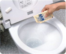 水洗トイレに流し込むだけで悪臭を元から除去！悪臭防止に最適な消臭剤バイオエース　液状