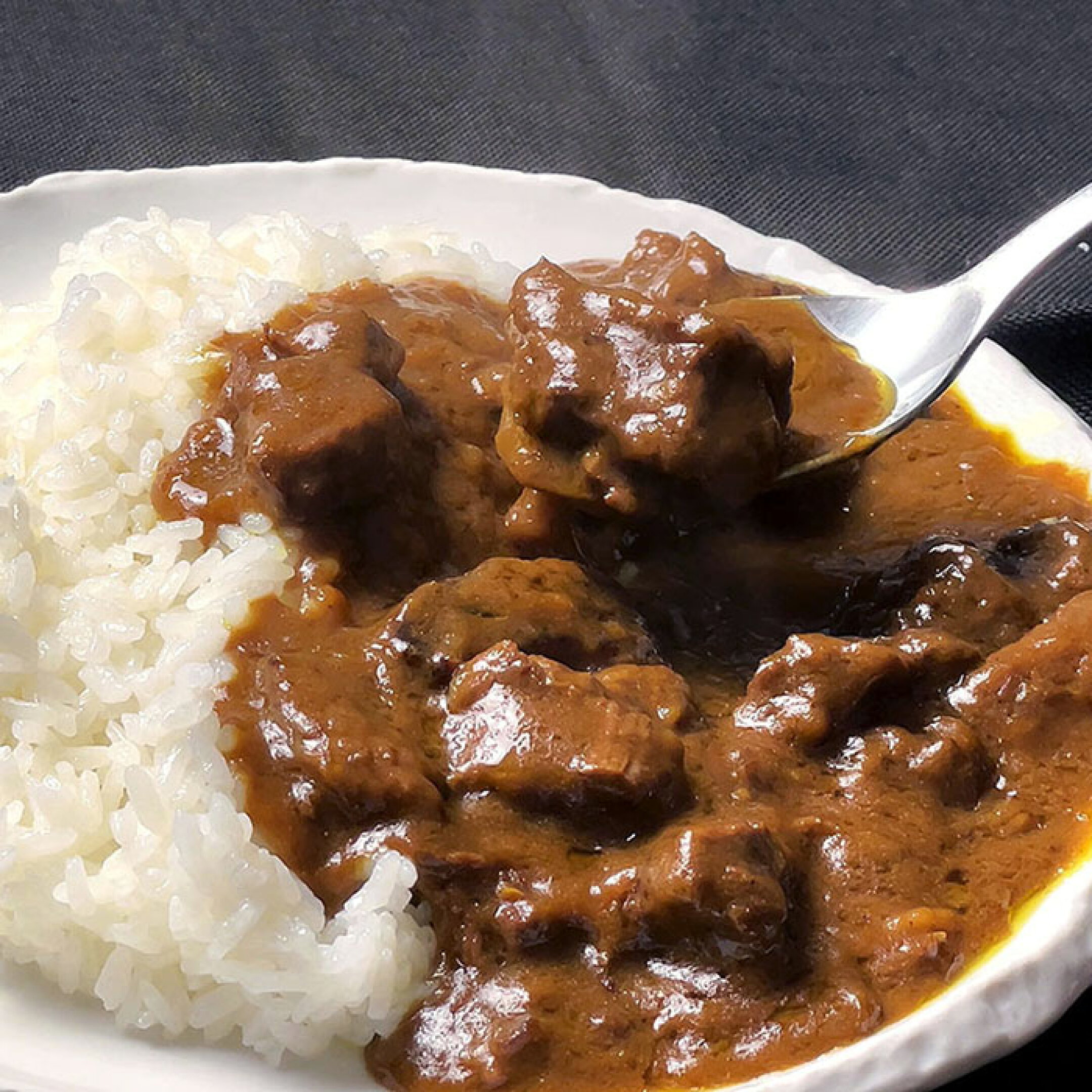 肉2倍｜黒毛和牛専門店の牛カレー