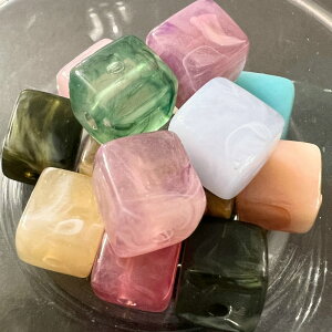 �y10�p�b�N�����܂Ƃ߃Z�b�g�z�y�A�N�����r�[�Y�z �V�R�Ε��L���[�u ��9x8x8mm ��8g ���a��2mm �y�A�N�����E�A�N�����r�[�Y�E�r�[�Y�E�r�[�Y�p�[�c�E�p�[�c�E�A�N�����p�[�c�E�v���X�`�b�N�r