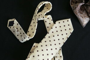 ���\�����i���30��OFF���C�^���A�l�N�^�CDAN ROMA�l�N�^�C No401�\�t�g�ȐF�����f�G�ɃE�[���^�C�E�E�`