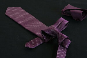 ���l�N�^�C�`�[�t�t�����M�t�g�ɍœK �I NO140�@VIOLA VINO ���F�ȃ��C���J���[