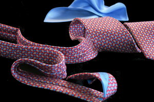 \i60OFFyCɕ[tEE`ERMENEGILDO ZEGNA lN^C[jA LA COLLEZIONE di VIA CONDOTTI ZEGNA No,2226ZEGNAlN^CZEGNA͓X[} RhbeRNV