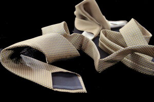 \i60OFFZEGNAF͖fIɃJ[LFEE`ERMENEGILDO ZEGNA lN^C[jA LA COLLEZIONE di VIA CONDOTTI ZEGNA No,2312ZEGNAlN^CZEGNA͓X[} RhbeRNV