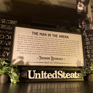 �THE MAN IN THE ARENA�������^�A�[�g�p�l��(WHITE) �u���b�N�����X�^�C�� �j�O�C���e���A �A�����J���r���e�[�W �J�t�F�C���e���A �C���_�X�g���A���C���e���A �A�[�g�p�l�� �j���[���[�N�X�^