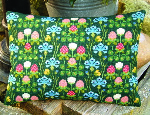 t NXXeb` hJLbg yCLOVERz@f}[N AイLbg NbV E[hJ