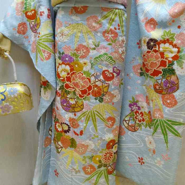 楽天市場】【送料無料】振袖 正絹 水色地古典花文様 お仕立て上がり  