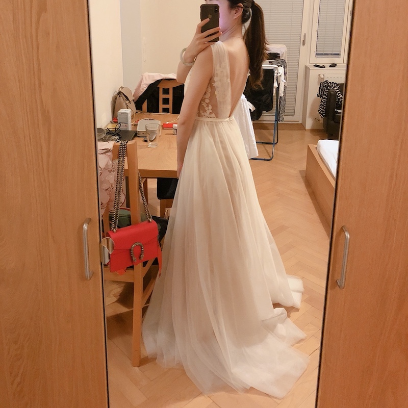 背中空きVネックウェディングドレス シンプルドレス結婚式前撮りドレス森ガールワンピース ウェディングドレス