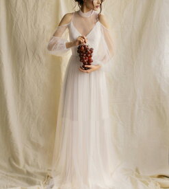 ふんわり袖クラシカルハイネック上品エレガントウェディングドレスイブニングドレス二次会結婚式ドレス