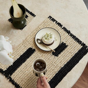 �j���A���X�u���b�N �y�[�p�[ �����`�����}�b�g �R�[�X�^�[