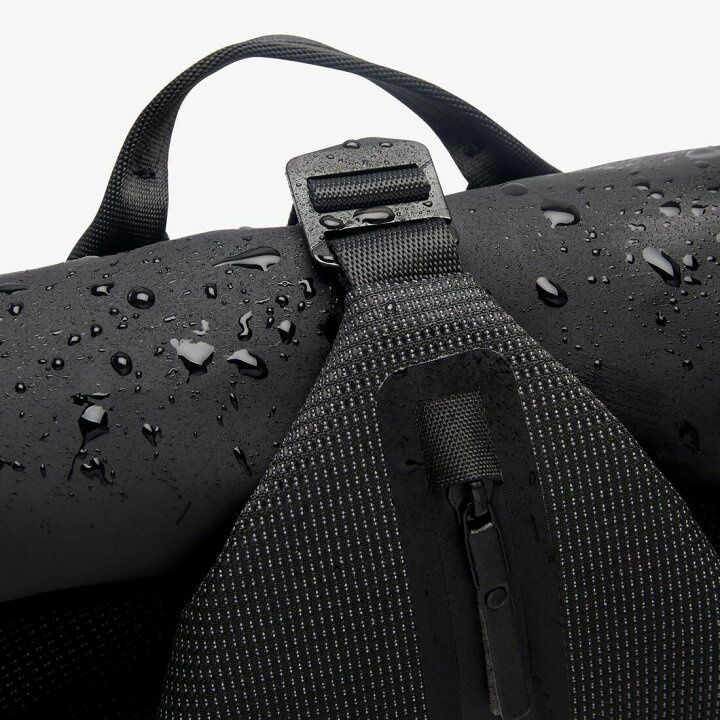 楽天市場】【ポイント10倍】NEWFEEL ニューフィール リュック 27L + 