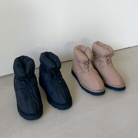 ショートブーツ スノーブーツ トラックソール フラット レディース 黒 ブラック ベージュ 歩きやすい 痛くない カジュアル シンプル 靴 婦人靴 韓国