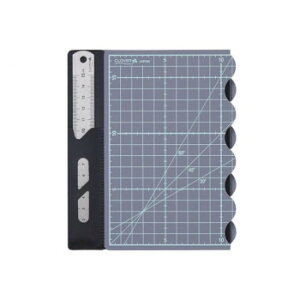 クロバー カッティングマットe B5 折りたたみ・定規付 57-857 文具・玩具 文具