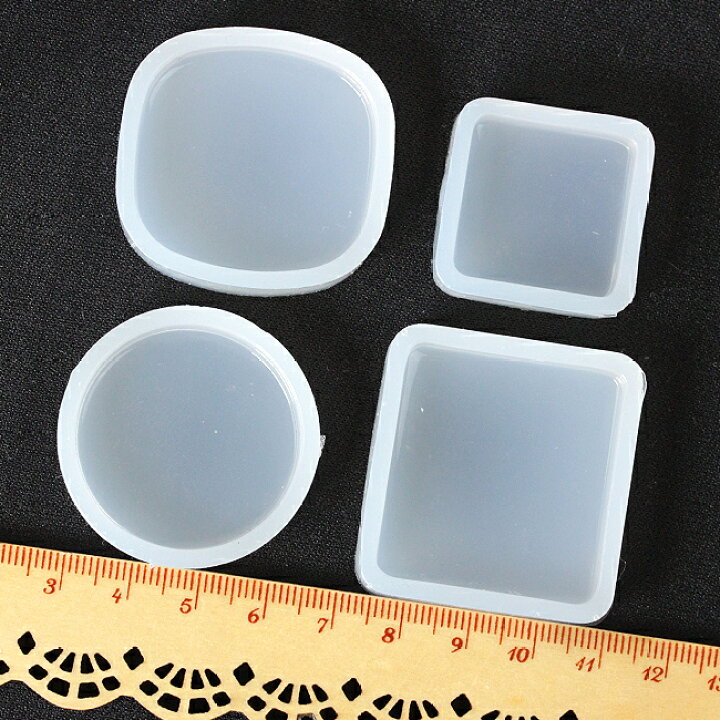 楽天市場】【シリコン モールド】 1個 シンプル シリコンモールド (全4種) レジンアクセサリー 手芸 アクセサリーパーツ ハンドメイド 材料 土台 丸 スクエア 四角 基本 シンプル UVレジン ヘアアクセ : ハンドメイド素材のDecoFactory 楽天市場】【シリコン モールド】 1個 シンプル シリコンモールド (全4種) レジンアクセサリー 手芸 アクセサリーパーツ ハンドメイド 材料 土台 丸 スクエア 四角 基本 シンプル UVレジン ヘアアクセ : ハンドメイド素材のDecoFactory