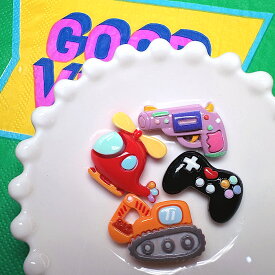【B963】男の子におすすめパーツ　デコパーツ カボション　乗り物パーツ　ピストル　コントローラー　ゲーム