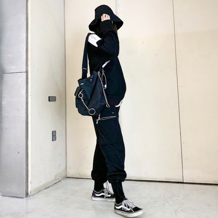 楽天市場 即納あり マットサテン ウエストゴム ブラック ストレート 2way カーゴパンツ 原宿系 ファッション レディース ゆめかわいい 服 奇抜 派手 個性的 ダンス 衣装 コスチューム ヒップホップ 韓国 大きいサイズ ダンス衣装decorative