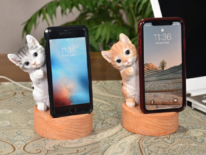 楽天市場 Cats 子ネコがのぞくスマホスタンド スマートフォンホルダー かわいい スマホホルダー 卓上 動物 飾り おもしろ おしゃれ アニマル リアル アンティーク 雑貨 アンティーク風 ブラウン グレー 茶トラ ねこ 猫 キャット キャラクター 置き 充電 可愛い Iphone