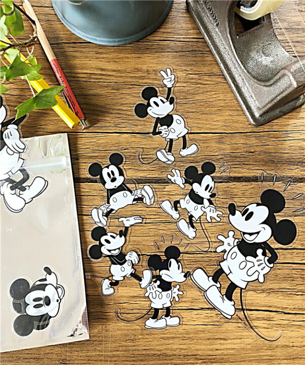 楽天市場 送料無料 ディズニー Disney モノクロミッキー ミッキーマウス 貼って剥がせる Bigフレークステッカー H185 W130mm 9枚入り Dws Decoste 楽天市場 送料無料 ディズニー Disney モノクロミッキー ミッキーマウス 貼って剥がせる Bigフレークステッカー H185 W130mm 9枚入り Dws Decoste