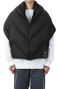 LIGHT DOWN HALF BLANKET - BLACK (YU09003) Y(dot) BY NORDISK(���C �h�b�g �o�C �m���f�B�X�N)