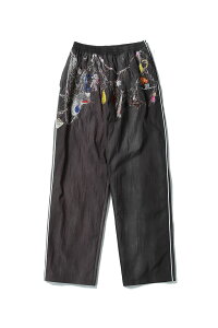 �yP10�{�zEMBROIDERED CHAIN TRACK PANTS - CHACOAL (26SS22PT354) doublet(�_�u���b�g)