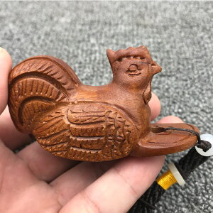 干支 木彫り ハンドル ペンダント 装飾品 キーホルダー 木 彫刻 木材 工芸品 手作 風水 運気アップ