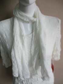 【デンチョウ】 ストール マフラー 洗えるコットン！石けんの泡の様な肌触り！コットンニットマフラー 綿100％ ザクロ柄 101オフシロ レディース メンズ 手洗い 高品質 日焼け対策 天然繊維 アピー 秋 日本製 国産 夏 紫外線対策 プレゼント