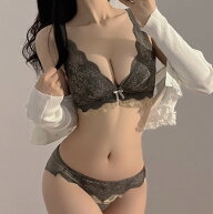ノンワイヤー ブラジャー ショーツ 2点セット 花柄 レース 脇高 3段ホック フルカップ 谷間メイク 盛れる…
