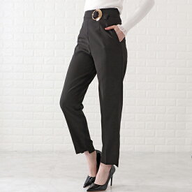 リングバックル付きタックストレートパンツ 女性 レディース ボトム 春 夏 秋 薄手 カジュアル きれいめ オフィス フォーマル オンコーデ ジャケット アシンメトリー 着回し イレギュラーヘム ウエストマーク スラックス