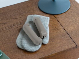 スリーアップ Three-up 充電式ペアカイロ ぬくぬく EWT-2450GG〈EWT2450GG〉