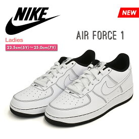 Nike スニーカー レディース