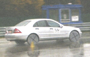 yEKizI[g\bN nCptH[}XAutoSock HP698