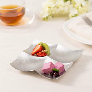 【5%OFFクーポン 10/27 9:59まで】 仕切り皿 パレットプレート L ( 能作 盛皿 プレート テーブルウェア 食器 パーティー 高岡銅器 結婚 出産 内祝い 引き出物 金婚式 誕生日プレゼント 還暦祝い 古
