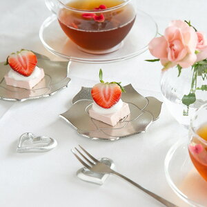 【LINE登録で300円クーポン】 かさなる気持ち ギフトセット 小皿2個・箸置2個 ( 能作 ギフトセット 結婚祝い 箸休め はしおき おしゃれ 高岡銅器 結婚 出産 内祝い 引き出物 金婚式 誕生日プレ