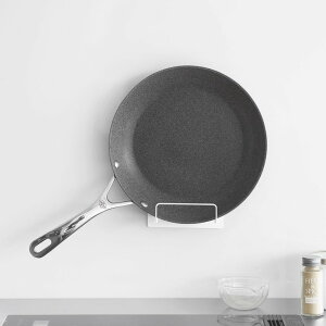 【レビュー特典】山崎実業 【 マグネットフライパンホルダー タワー 】tower 10405 10406キッチン フライパン 収納 フライパン立て 調理器具 縦 フライパン置き 台所 お手軽 簡単 シンプル おし