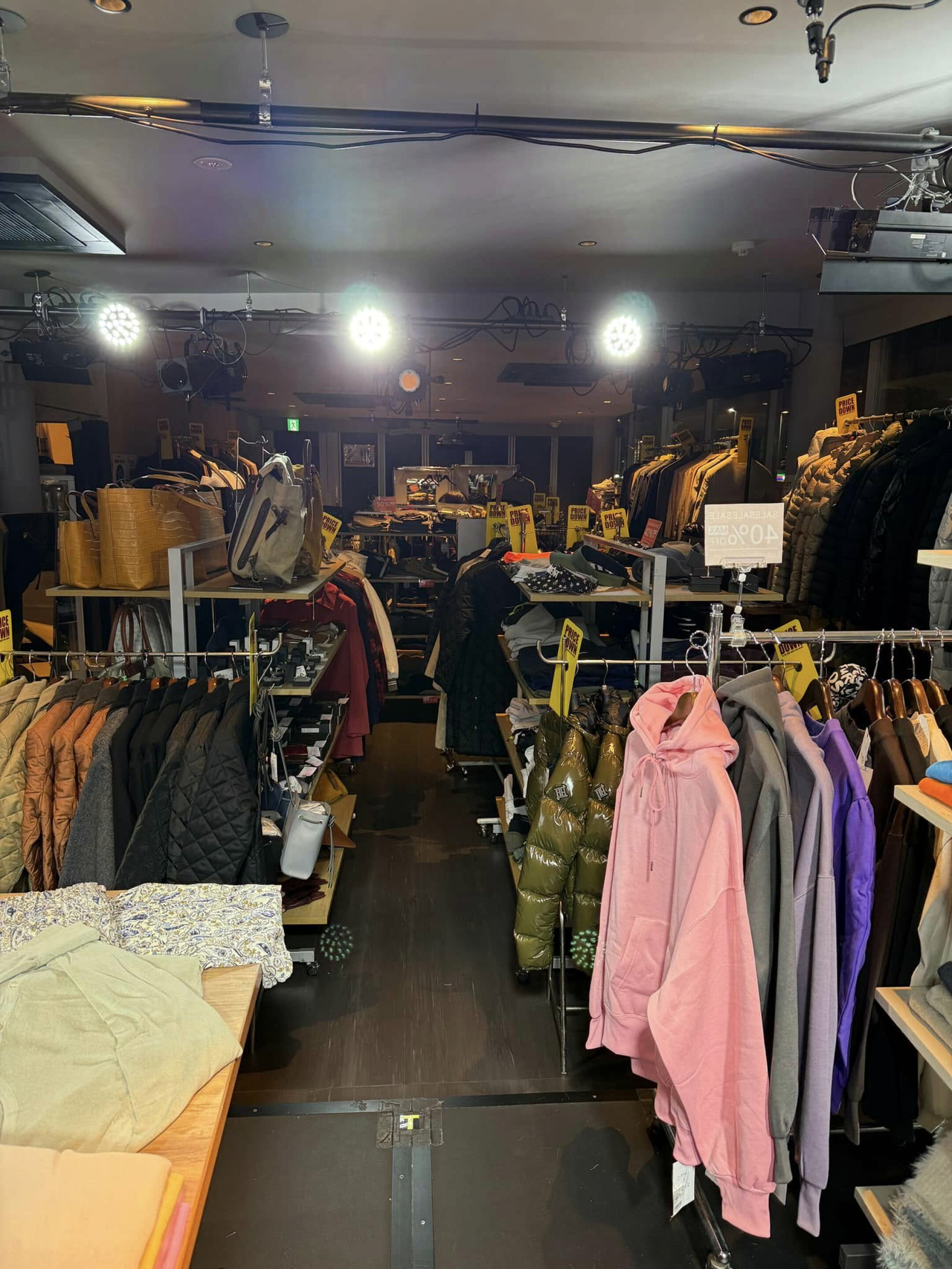 オクテット名古屋アウトレットSALE会場
