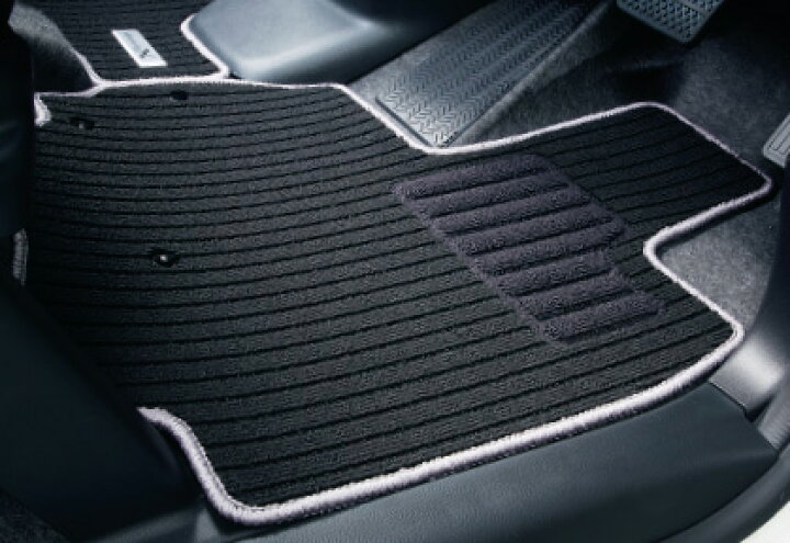 楽天市場 Honda ホンダ 純正 Nbox N Box エヌボックス フロアカーペットマット Modulo X仕様 フロント リア3点セット ヒールパッド付 ブラック シルバー縁取り 13 12 仕様変更 08p15 Ty0 010a Jf1 Jf2 Nboxカスタム N Boxカスタム Nボックス フロアマット 床 車