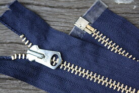 Vintage シルバー　扇型 ジッパー　#5 TALON Zipper Navy 22inch